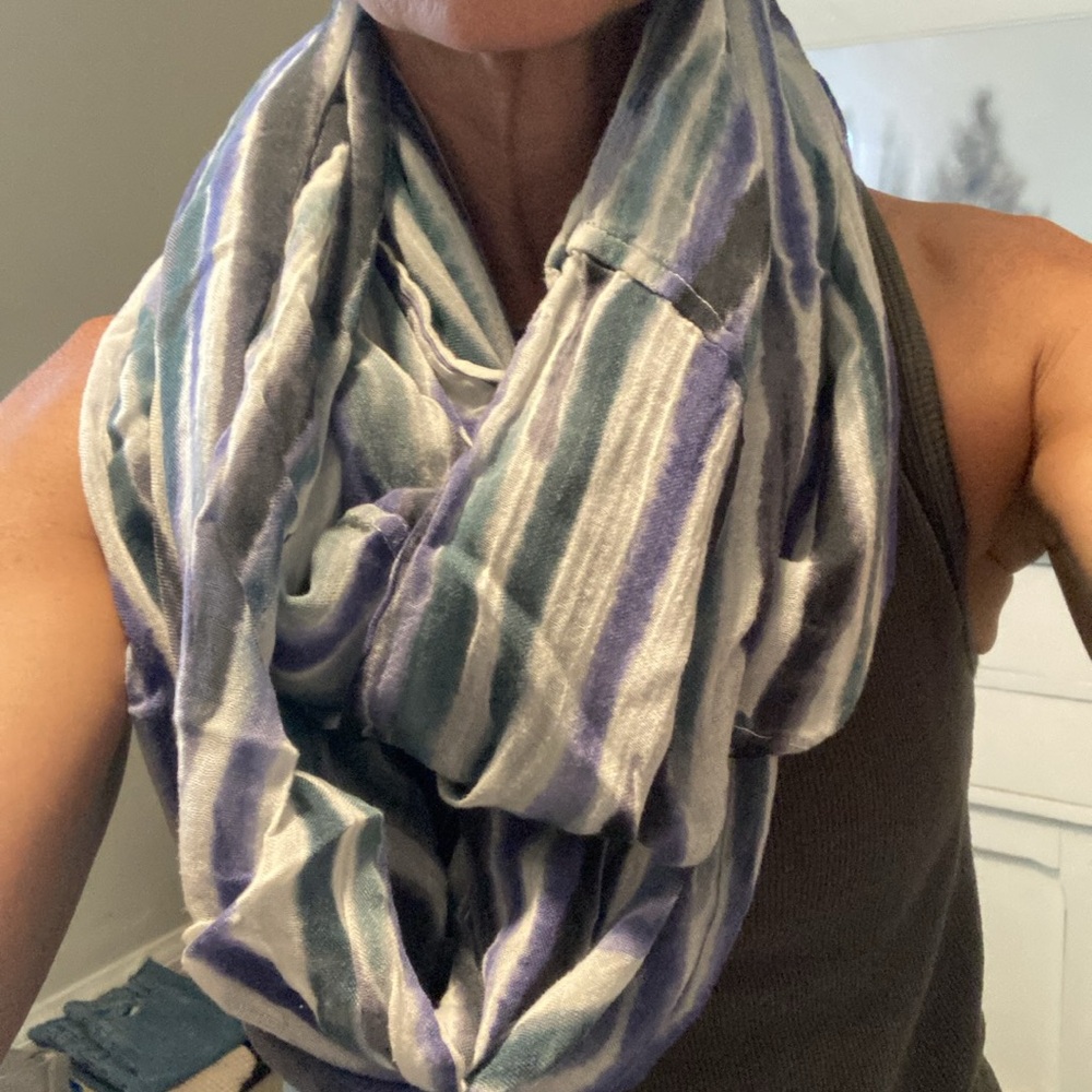 Anthropologie infinity scarf